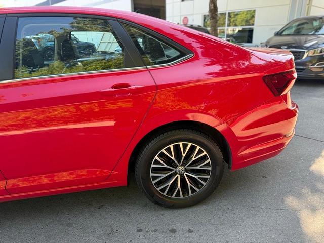 Photo of 2019 Tornado Red Volkswagen Jetta