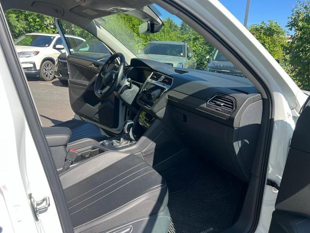 Photo of 2022 Pure White Volkswagen Tiguan
