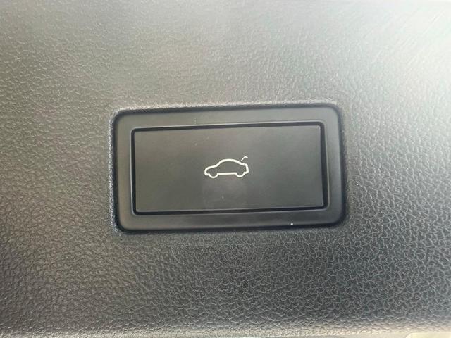 Photo of 2022 Pure White Volkswagen Tiguan