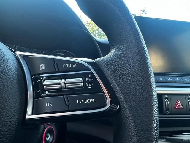 Photo of 2019 Silky Silver Kia Forte