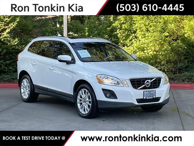 Photo of 2010 White Volvo XC60