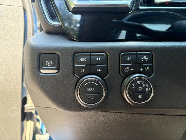 Photo of 2022 Glacier Blue Metallic Chevrolet Silverado 1500