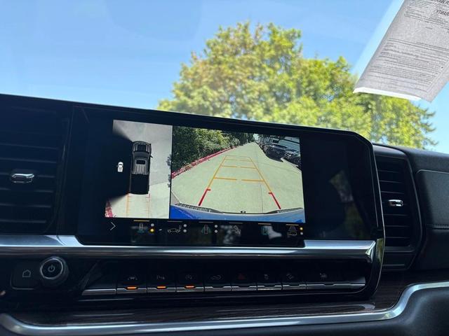 Photo of 2022 Glacier Blue Metallic Chevrolet Silverado 1500