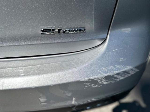 Photo of 2015 Silver Acura MDX