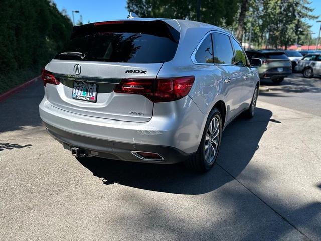 Photo of 2015 Silver Acura MDX