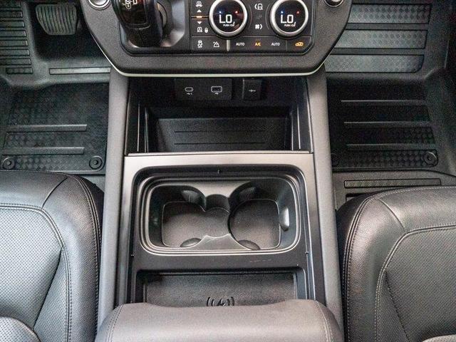 Photo of 2022 Santorini Black Metallic Land Rover Defender
