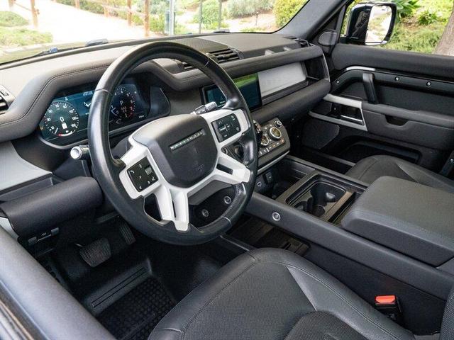 Photo of 2022 Santorini Black Metallic Land Rover Defender