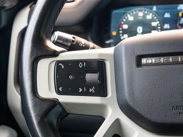 Photo of 2022 Santorini Black Metallic Land Rover Defender