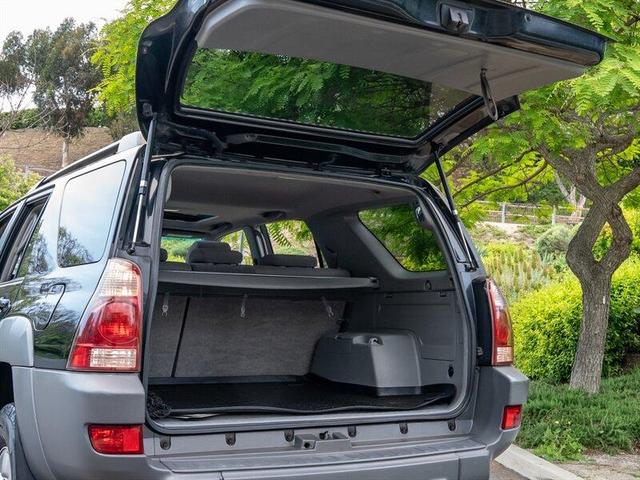 Photo of 2003 Black Toyota 4Runner