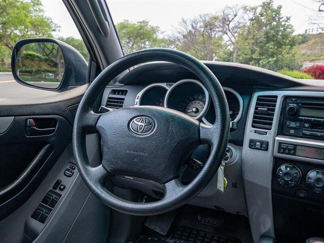 Photo of 2003 Black Toyota 4Runner