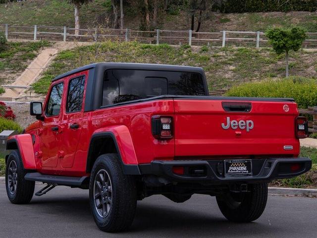 Photo of 2020 Red Jeep Gladiator