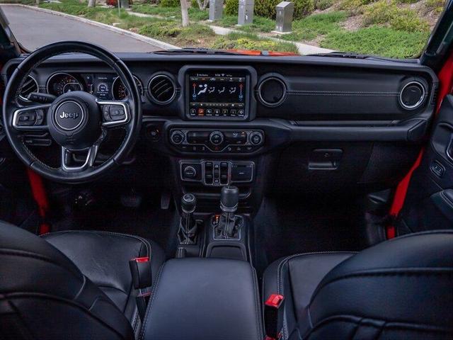 Photo of 2020 Red Jeep Gladiator