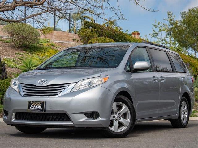 2015 Toyota Sienna