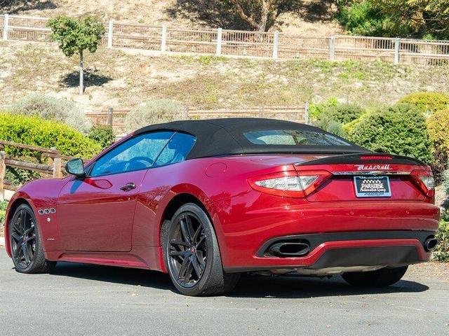 Photo of 2017 Red Maserati GranTurismo