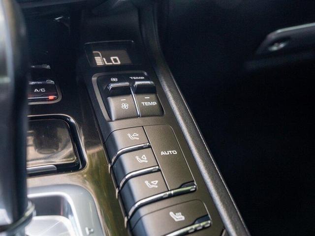 Photo of 2018 Black Porsche Cayenne
