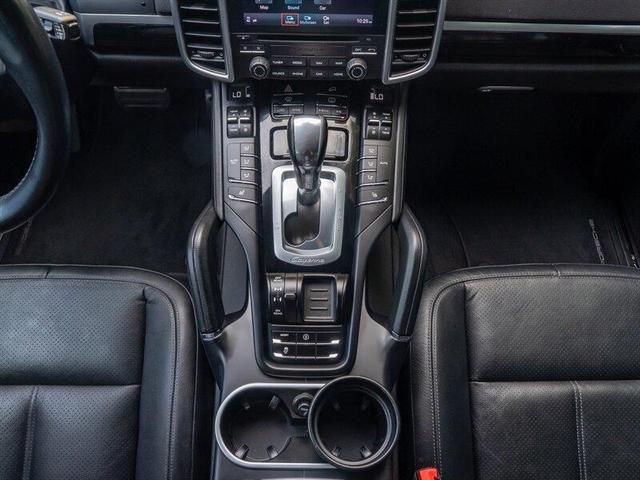 Photo of 2018 Black Porsche Cayenne