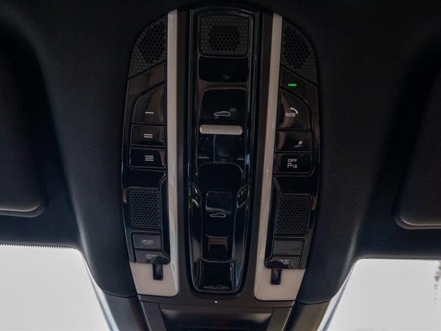 Photo of 2020 White Porsche Cayenne