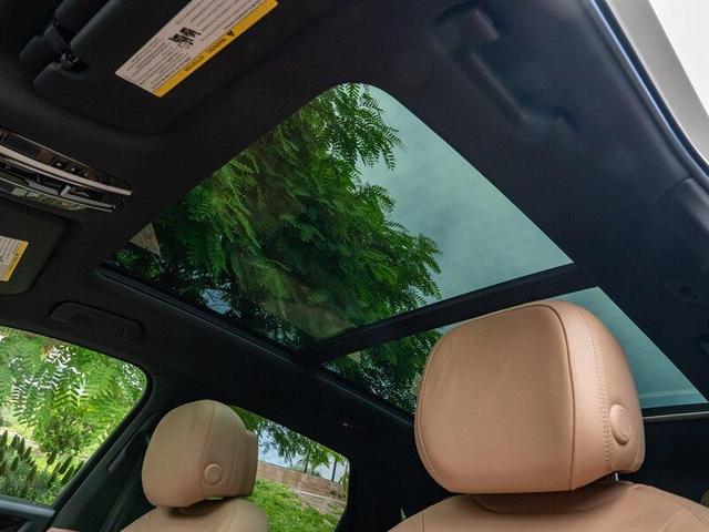 Photo of 2020 White Porsche Cayenne