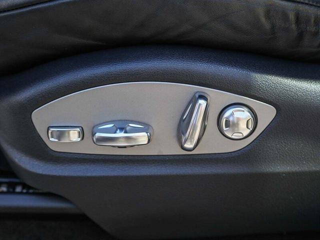 Photo of 2018 Gray Porsche Cayenne