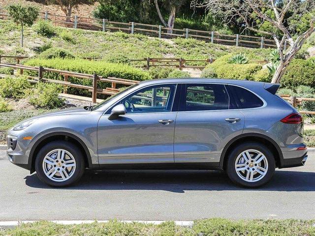 Photo of 2018 Gray Porsche Cayenne