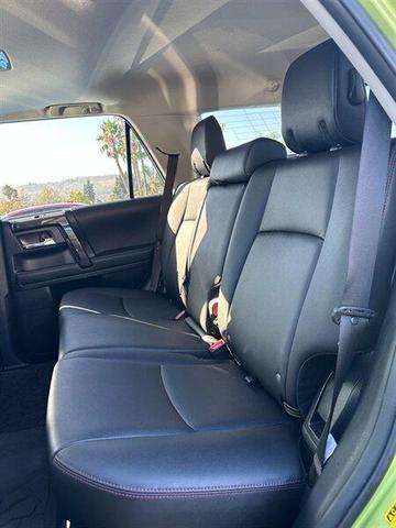 Photo of 2022 Green Toyota 4Runner
