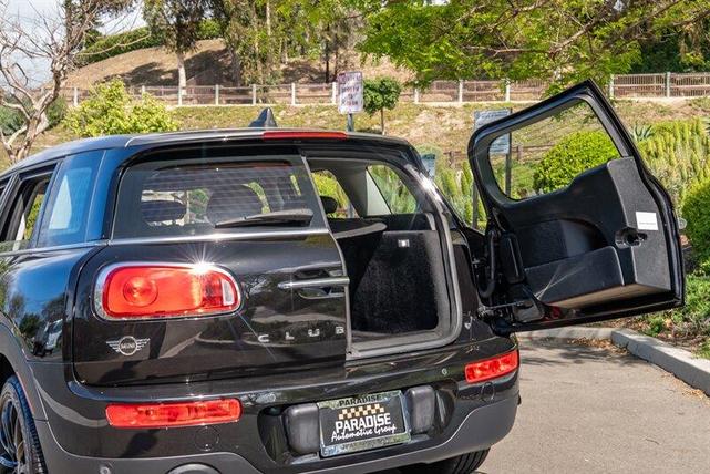 Photo of 2019 Midnight Black Metallic MINI Clubman