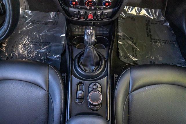 Photo of 2019 Midnight Black Metallic MINI Clubman