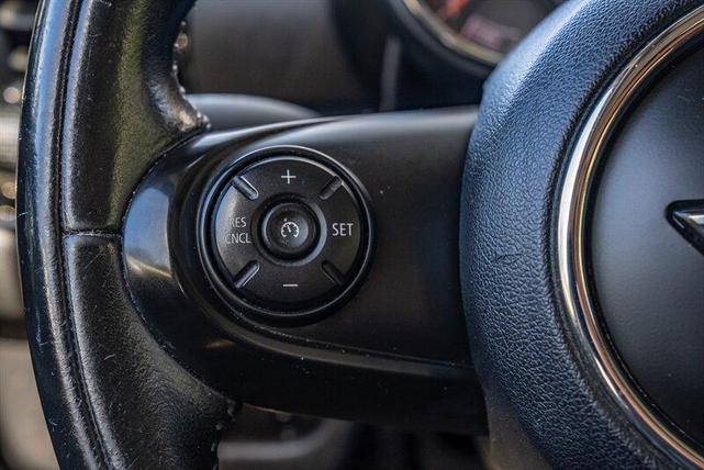 Photo of 2019 Midnight Black Metallic MINI Clubman