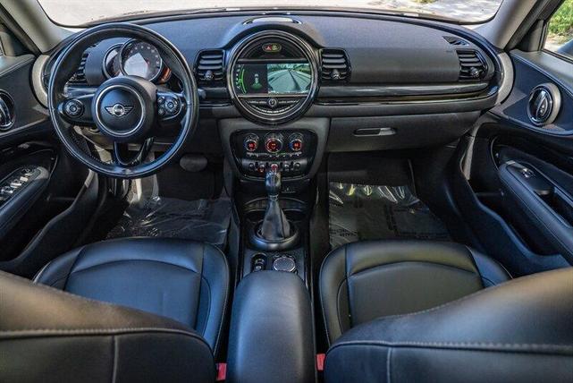 Photo of 2019 Midnight Black Metallic MINI Clubman