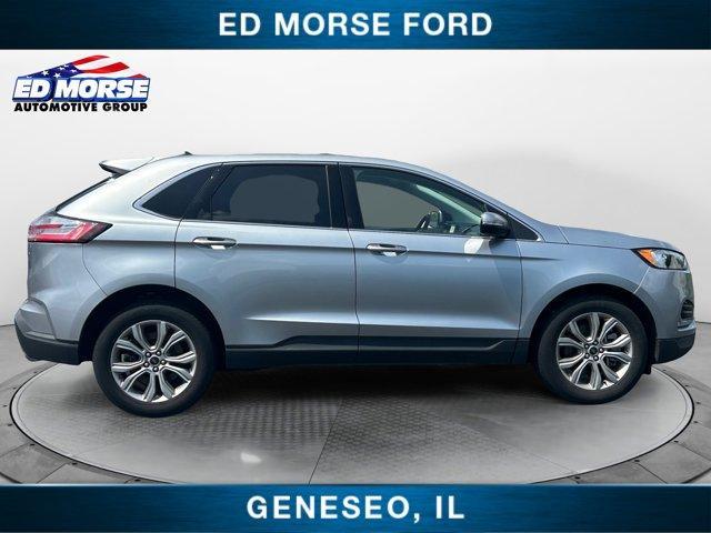 Photo of 2024 Iconic Silver Metallic Ford Edge