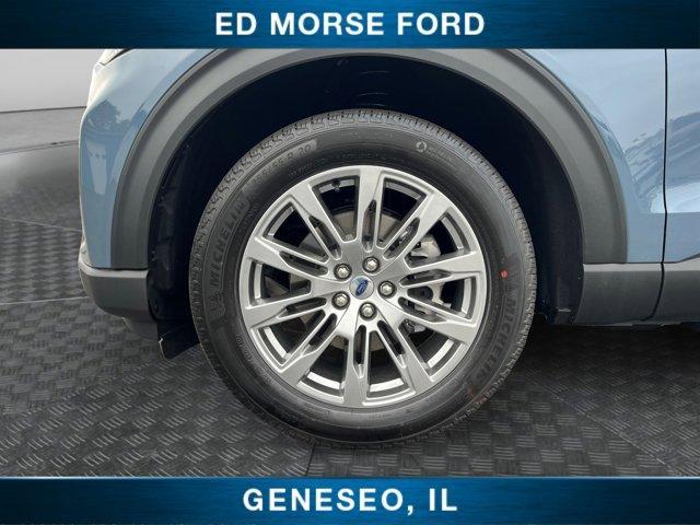 Photo of 2025 Vapor Blue Metallic Ford Explorer