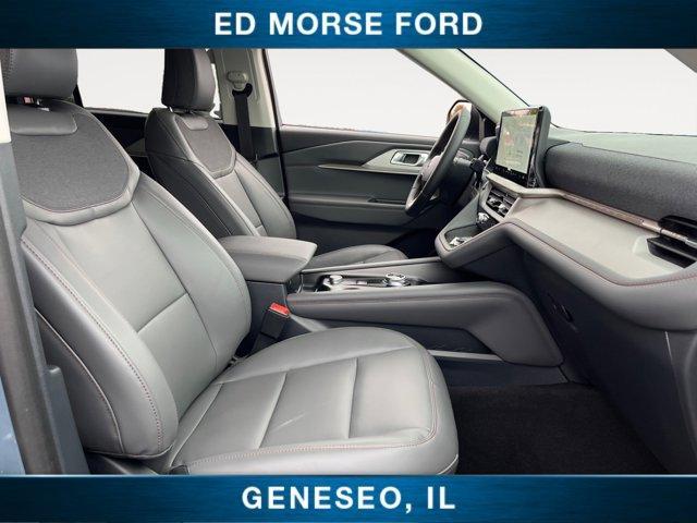 Photo of 2025 Vapor Blue Metallic Ford Explorer