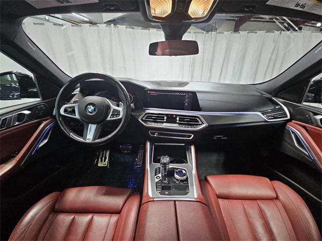 Photo of 2020 Carbon Black Metallic BMW X6