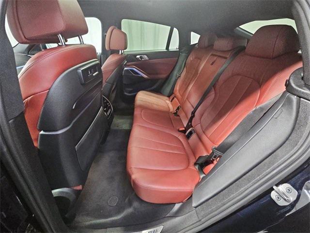 Photo of 2020 Carbon Black Metallic BMW X6