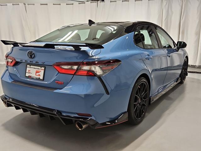 Photo of 2022 Cavalry Blue/Midnight Black Metallic Toyota Camry