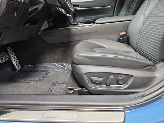 Photo of 2022 Cavalry Blue/Midnight Black Metallic Toyota Camry