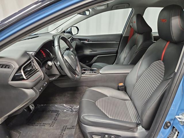 Photo of 2022 Cavalry Blue/Midnight Black Metallic Toyota Camry