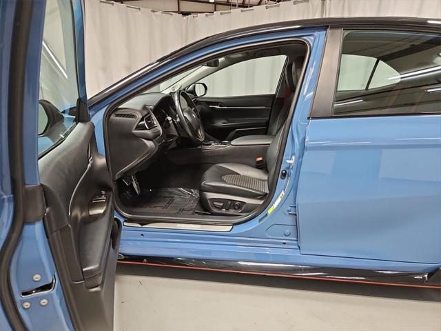 Photo of 2022 Cavalry Blue/Midnight Black Metallic Toyota Camry