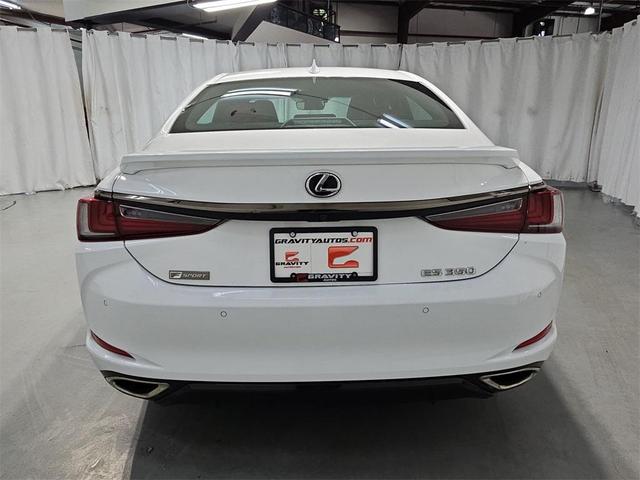 Photo of 2021 Ultra White Lexus ES 350