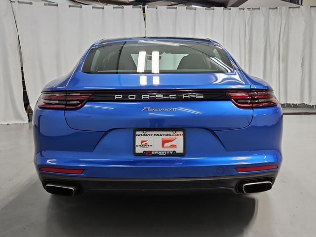 Photo of 2018 Blue Porsche Panamera