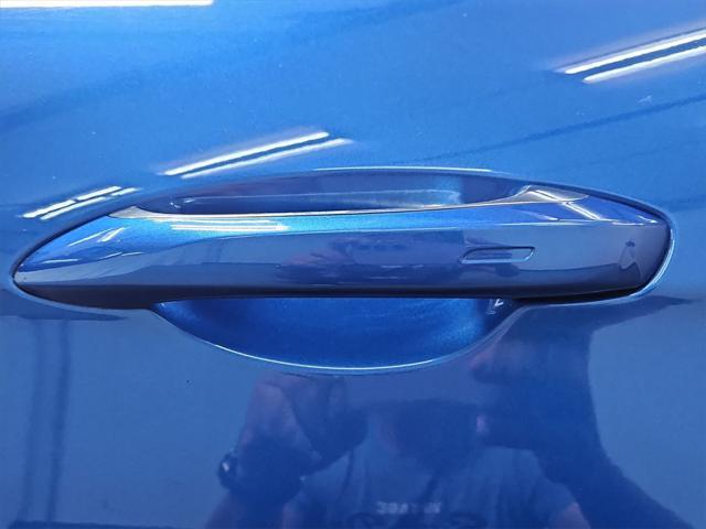 Photo of 2018 Blue Porsche Panamera