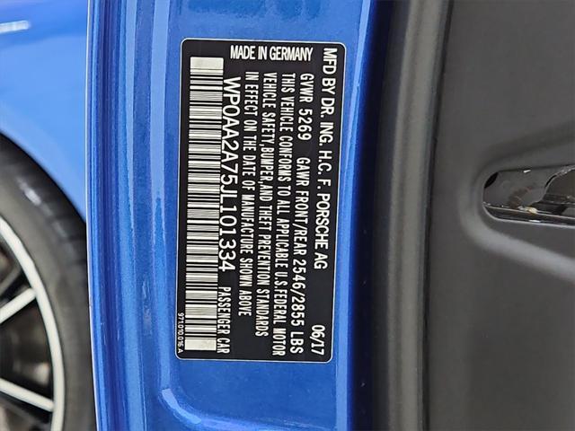 Photo of 2018 Blue Porsche Panamera