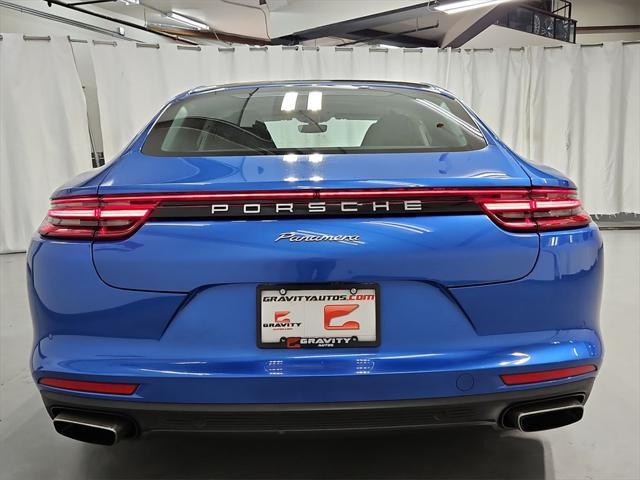 Photo of 2018 Blue Porsche Panamera
