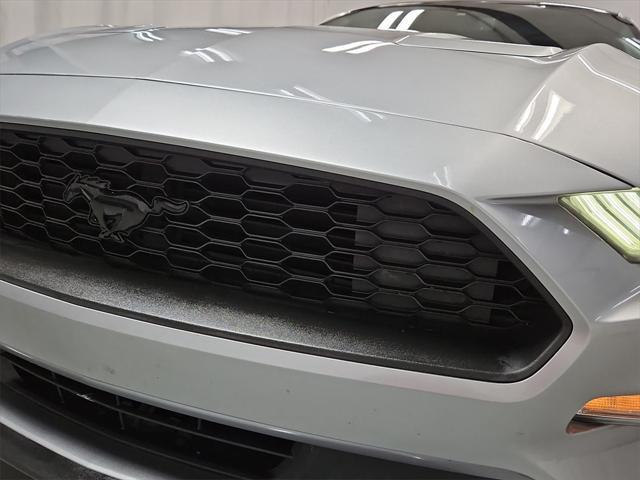 Photo of 2020 Silver Metallic Ford Mustang