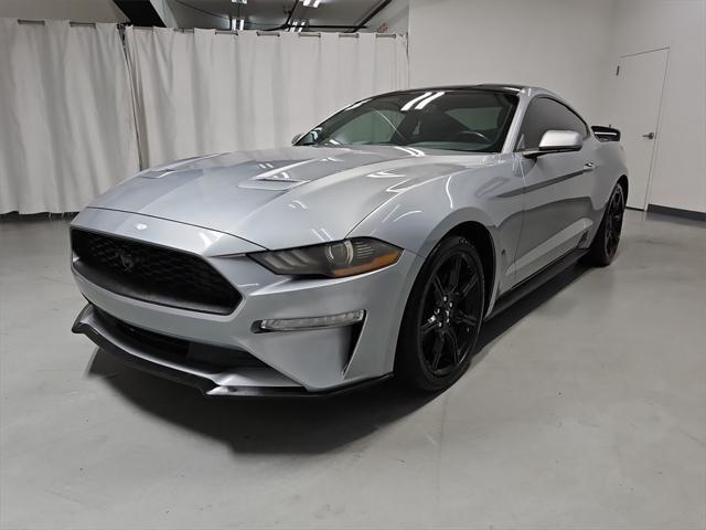 Photo of 2020 Silver Metallic Ford Mustang
