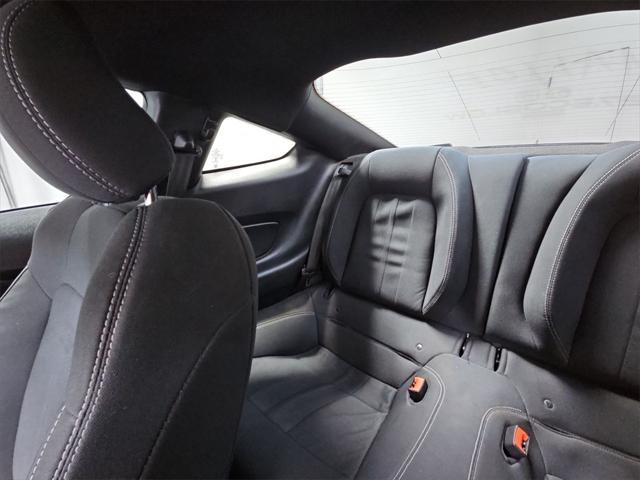 Photo of 2020 Silver Metallic Ford Mustang