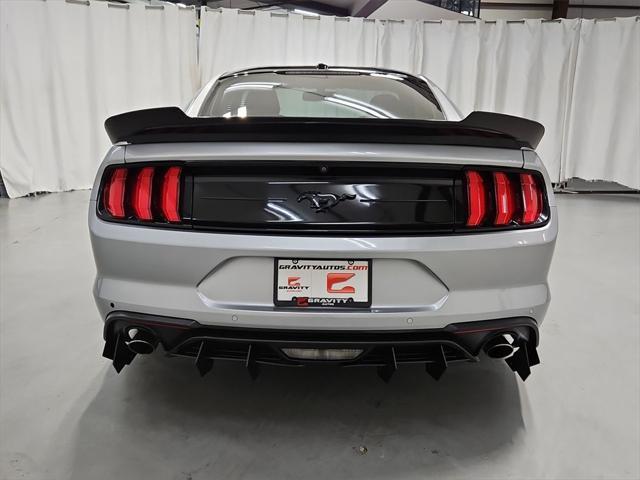 Photo of 2020 Silver Metallic Ford Mustang