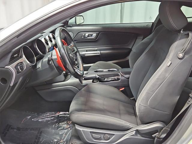 Photo of 2020 Silver Metallic Ford Mustang