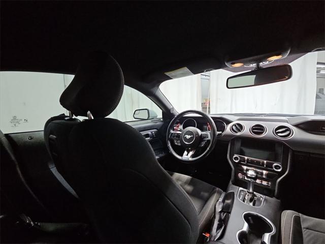 Photo of 2020 Silver Metallic Ford Mustang