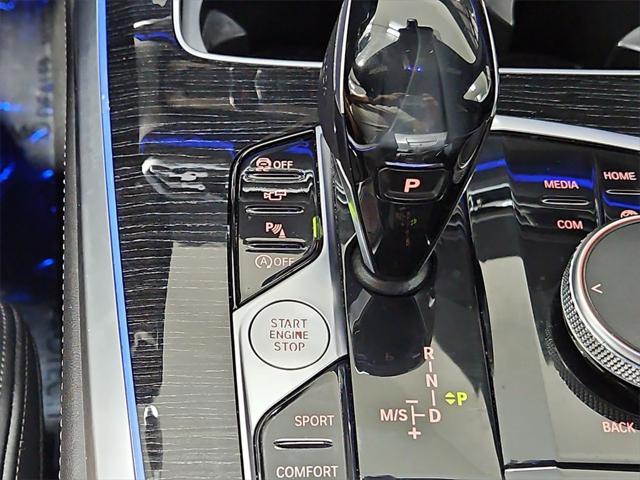 Photo of 2019 Arctic Gray Metallic BMW X7